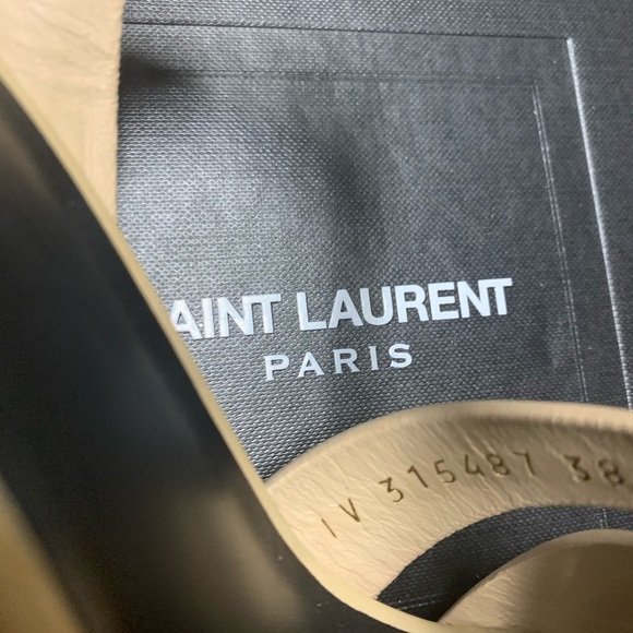 🔥SOLD🔥Yves Saint Laurent Tribute Sandals🔥🔥SOLD - Picture 5 of 5